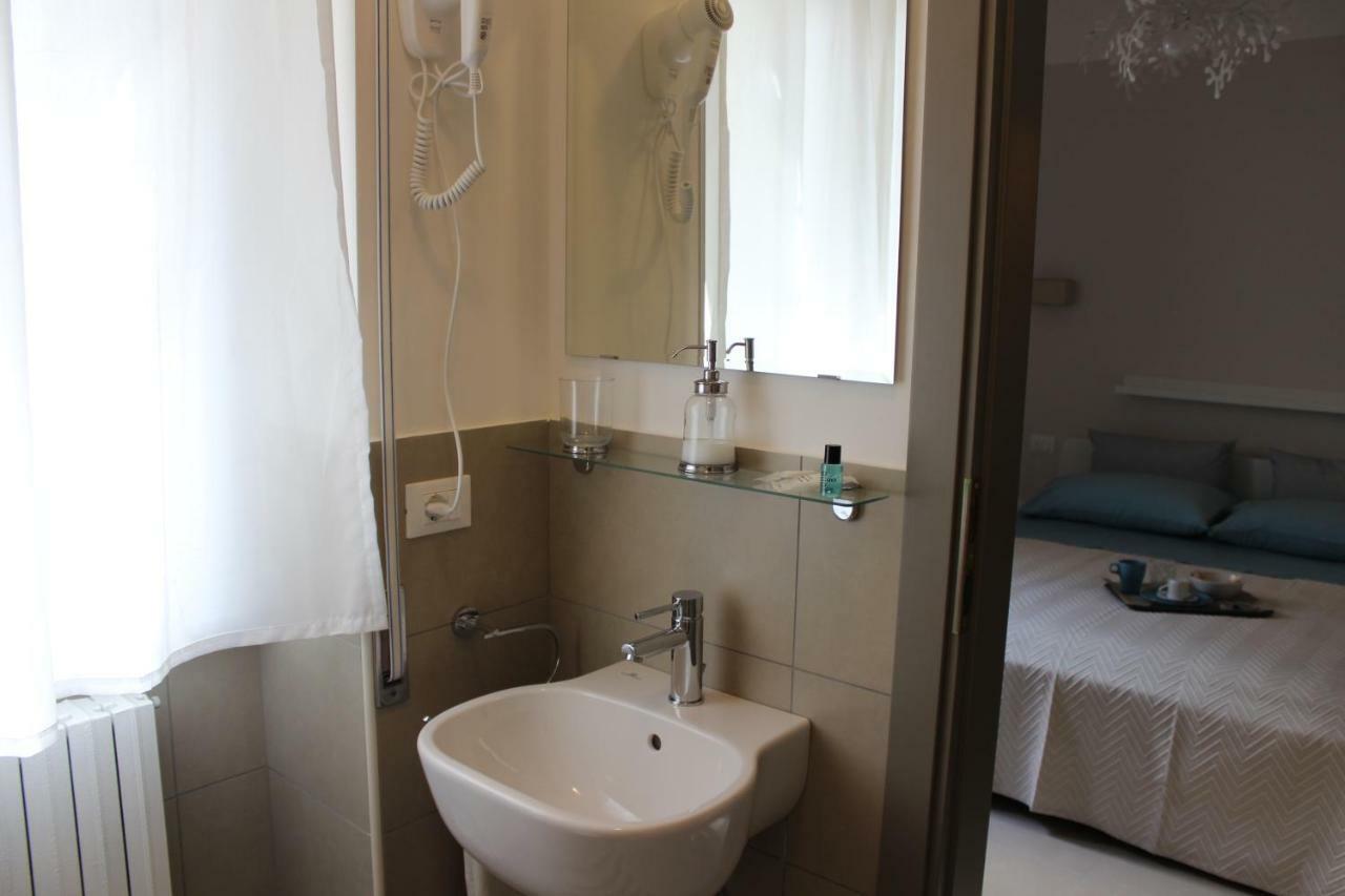 Sulmare Alba Adriatica Bed & Breakfast Exterior photo